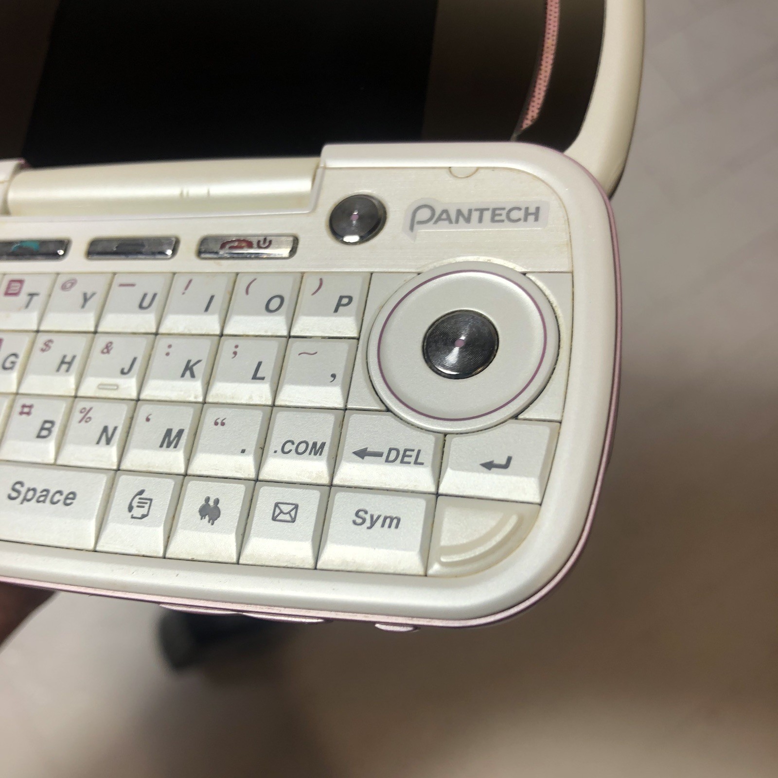 Pantech Impact P7000 AT&T Pink Slider Phone – USED WORKS