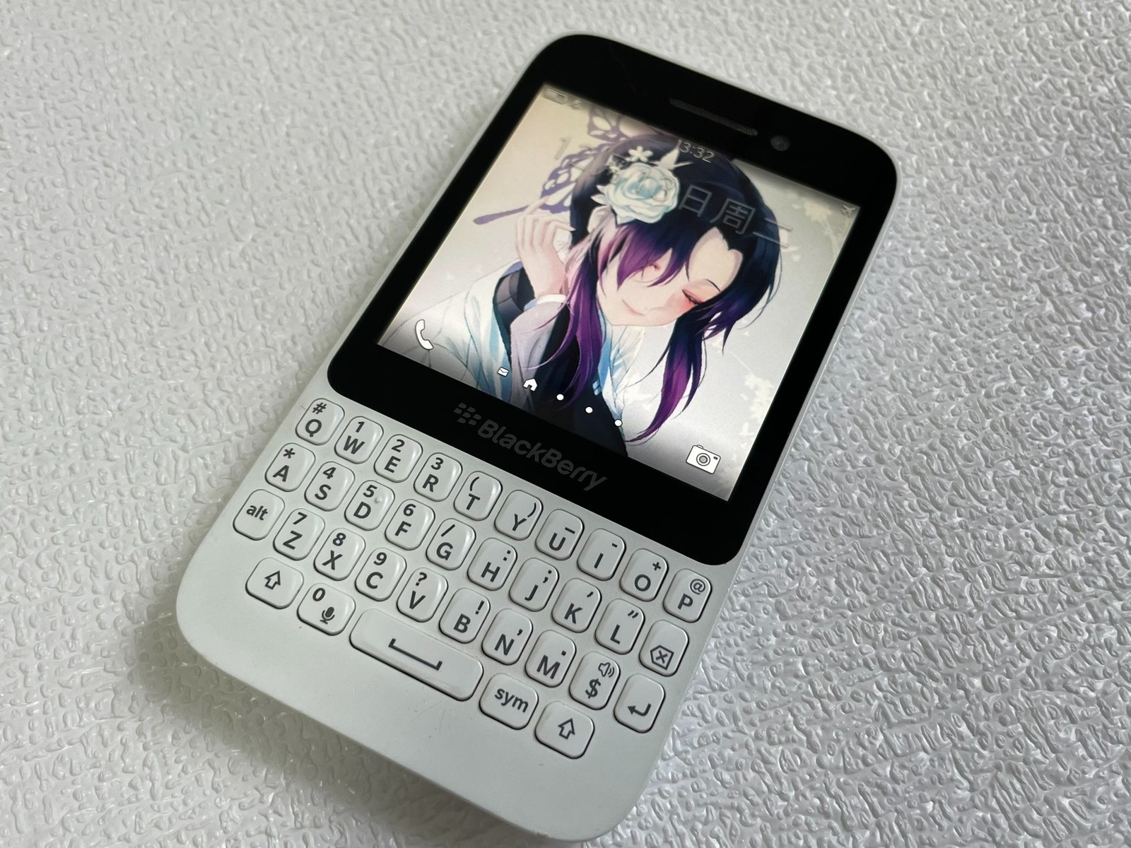 BlackBerry Q5 8GB Unlocked 4G LTE QWERTY Keyboard Classic Phone Excellent