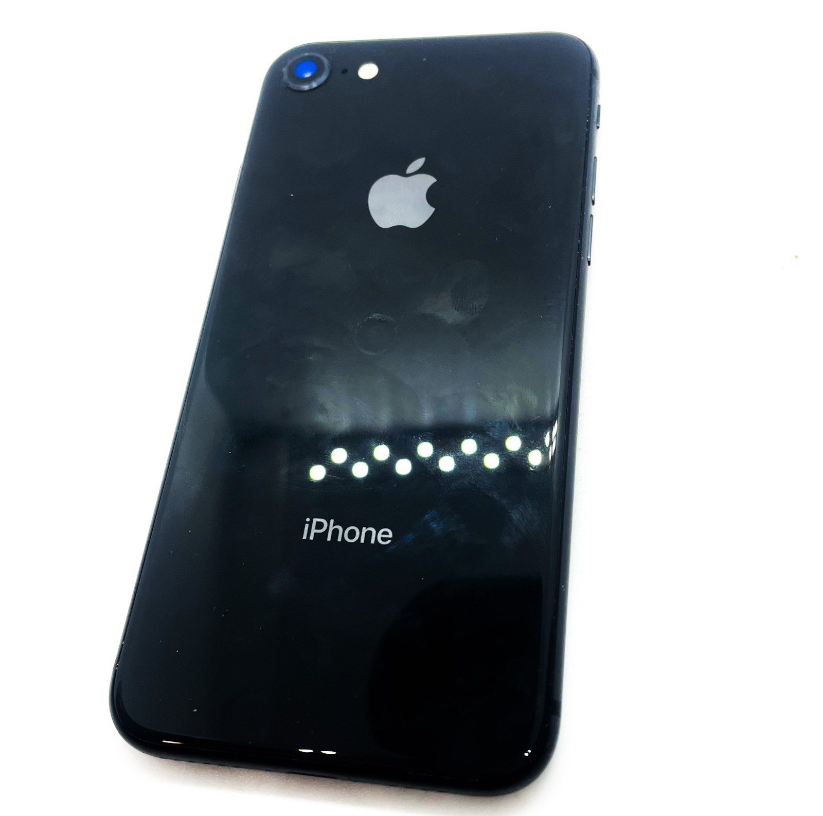Apple iPhone 8 – 64 GB – Space Gray (Unlocked)