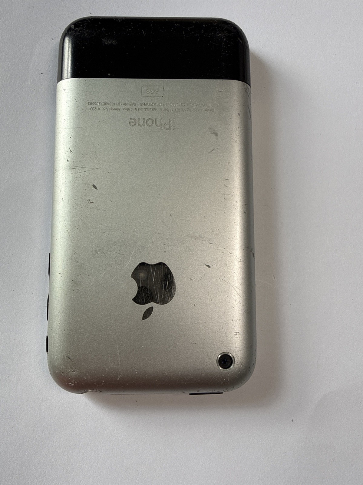 Apple iPhone 1st Generation – 8GB – Black – A1203 (GSM)
