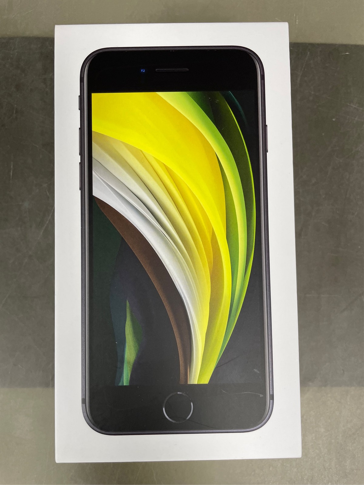Apple iPhone SE (2nd generation) (64GB) – Black 2