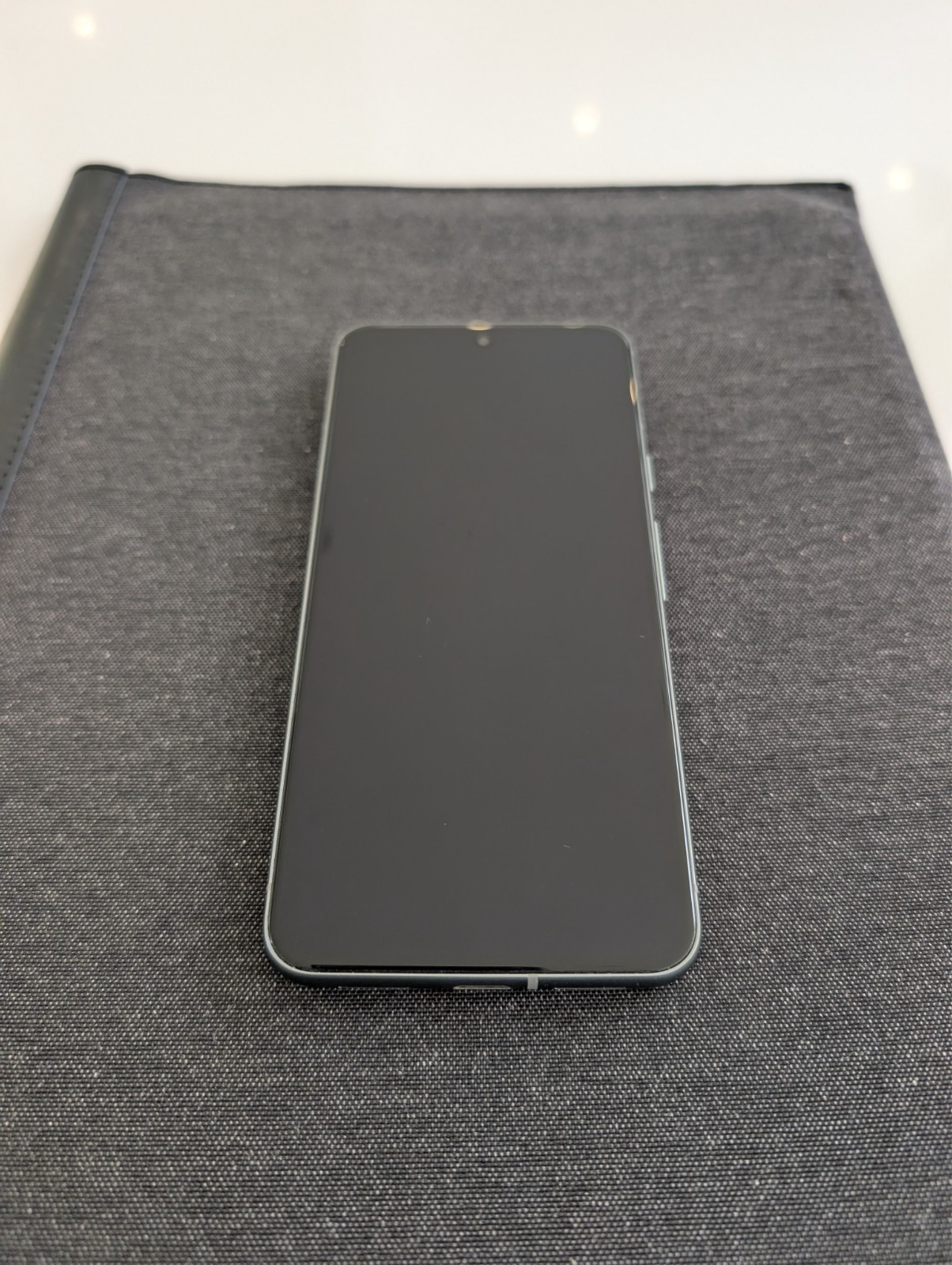 Google Pixel 8 – 256GB – Obsidian (Unlocked) – Flawless