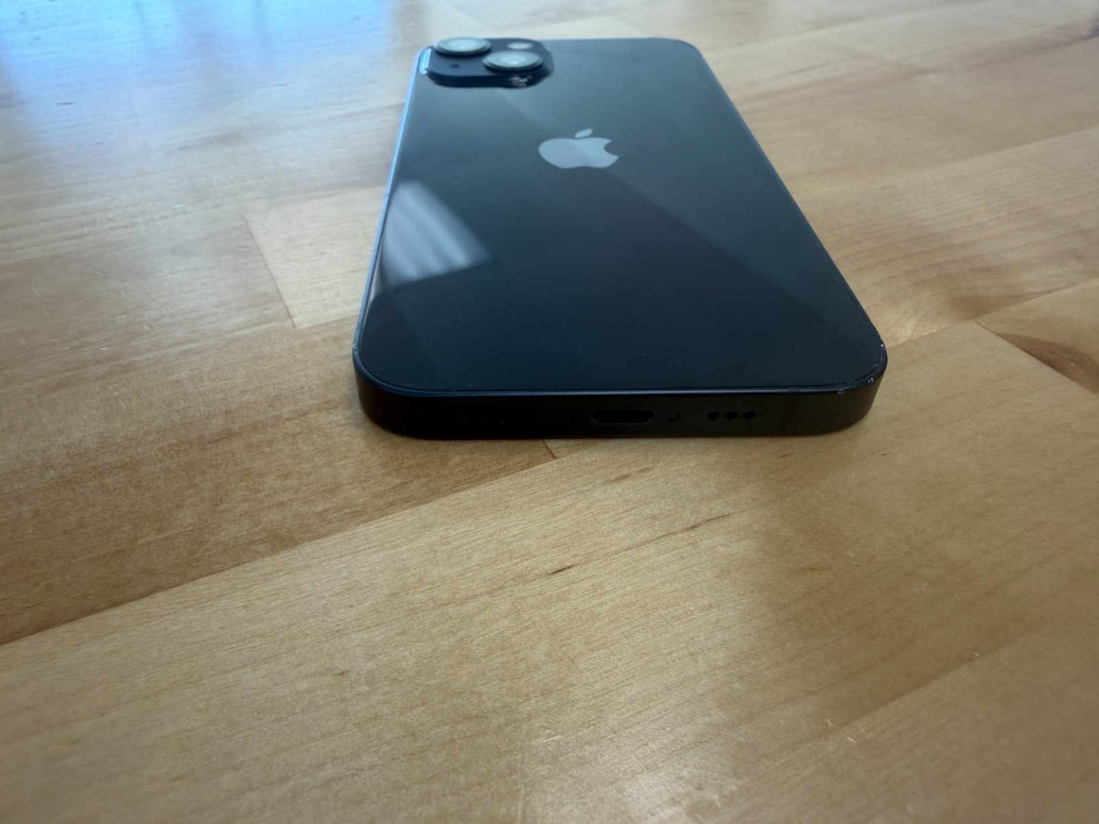 Apple iPhone 13 Midnight Blue 128GB A2482 (Cricket Wireless Carrier)