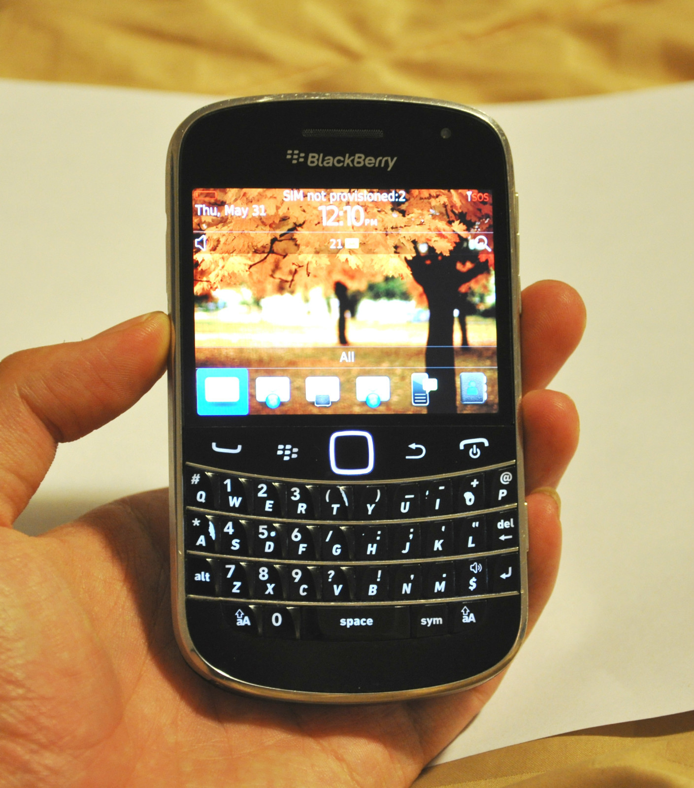BlackBerry Bold 9900 9930 + Great condition +VERIZON+ UNLOCKED— !!!