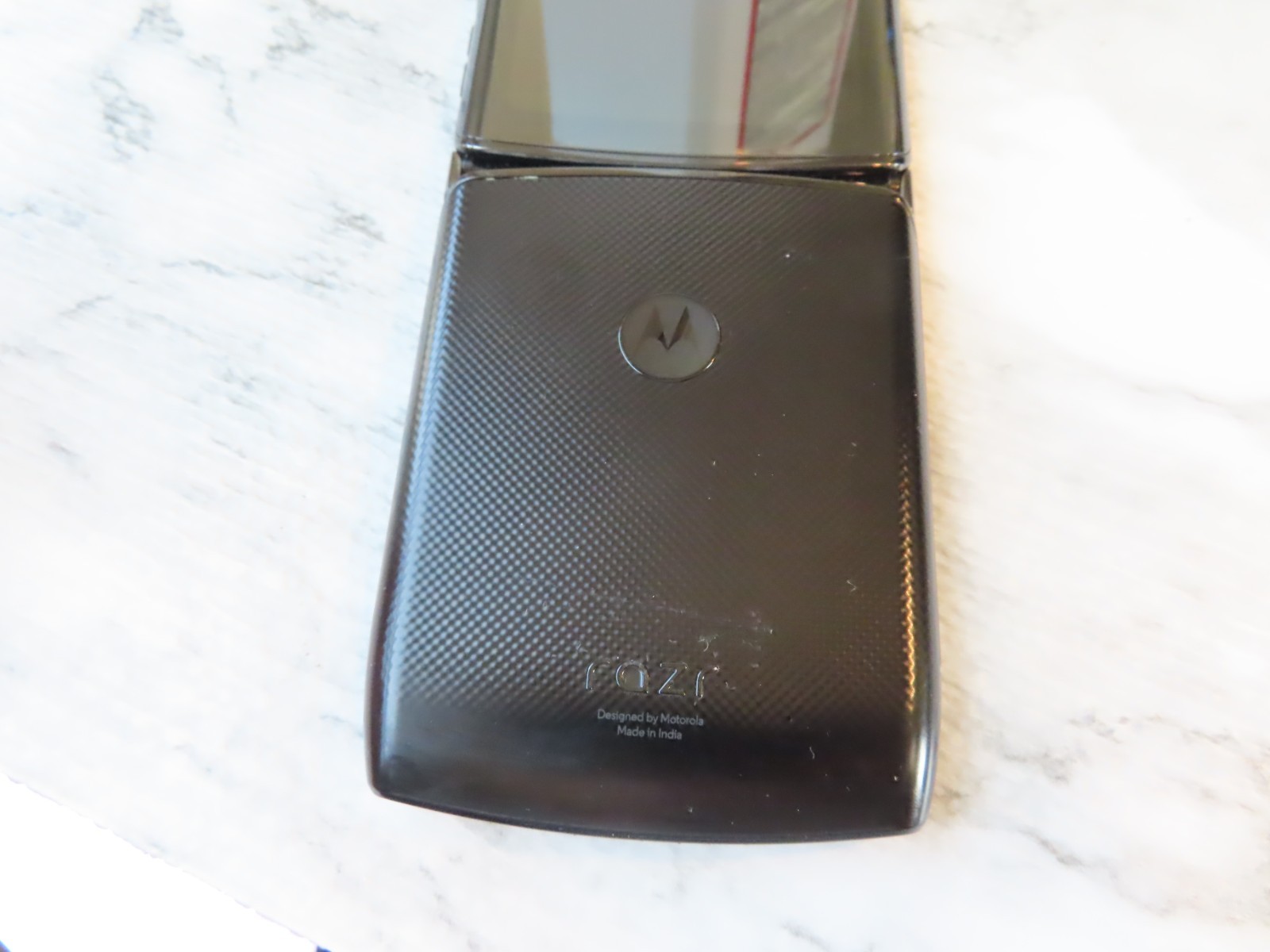Motorola Moto Razr Razer 2019 128GB XT2000-1 (VERIZON ONLY) – great used